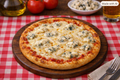pizza personal mozzarella roquefort